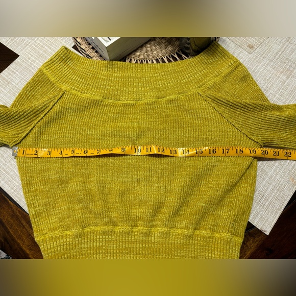 Free People Sugar Rush Cropped Sweater - Picture 10 of 12